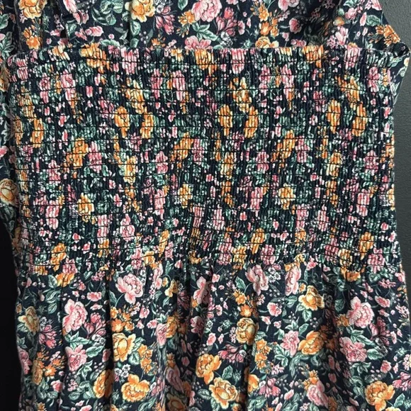 3/$14 Old Navy Floral Linen Blend Cami Mini Dress Size: M Length: 34” - Picture 3 of 7